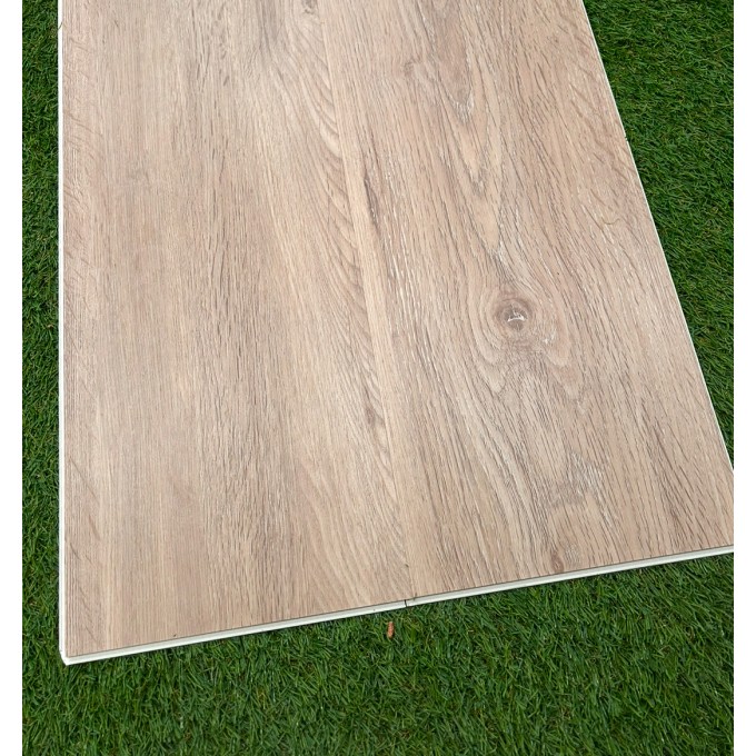 Suelo vinílico SPC madera clara 4mm